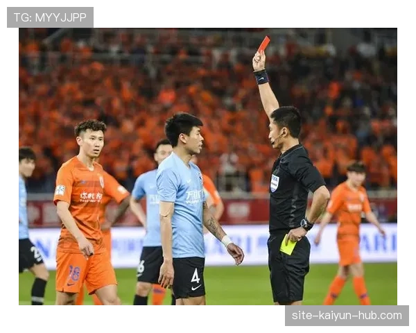 红牌停赛规则：直接红牌与两黄变一红的停赛场次和申诉要点