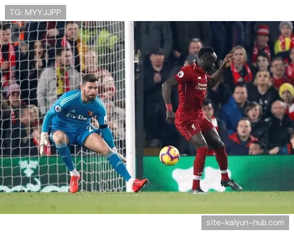 足球拖延比赛判罚规则拆解：裁判如何准确识别与处理？